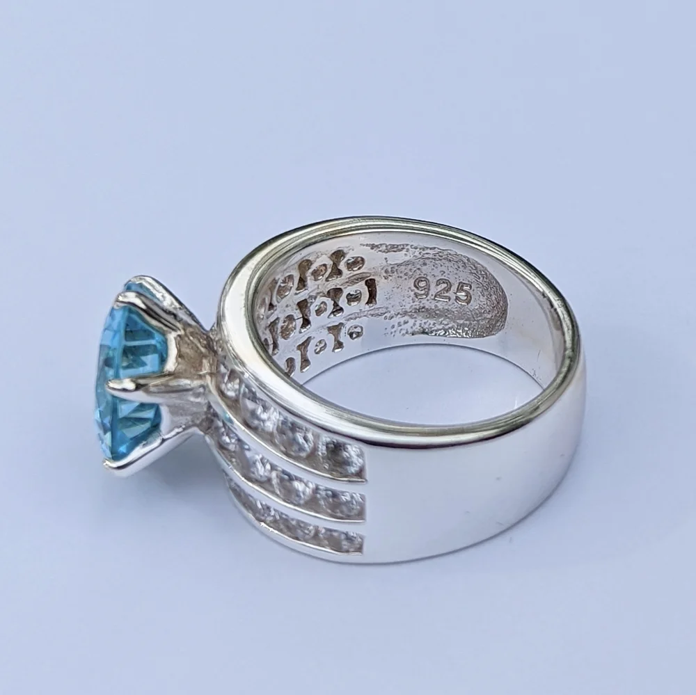 New sterling silver 925 ring with clear and blue rhinestone cz - Picture 7 of 8